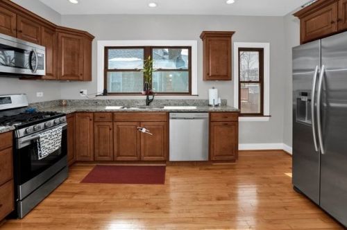 3322 Wenonah Ave, Forest View IL 60402-2928 exterior