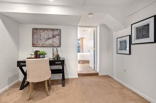 10 Kensington Ave, Newton MA 02465-1314 exterior