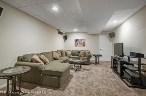 22 Palamino Dr, Jackson Twp NJ  08527-1382 exterior