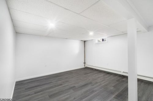 20 Loomis Ave, Wantage NJ  07461-2214 exterior