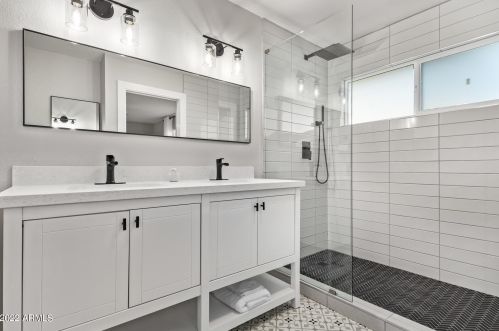 19605 36 Pl, Phoenix AZ 85050-8387 exterior