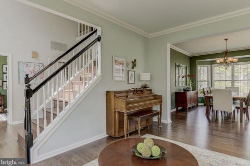 5476 Wooded Way, Columbia MD 21044-5722 exterior