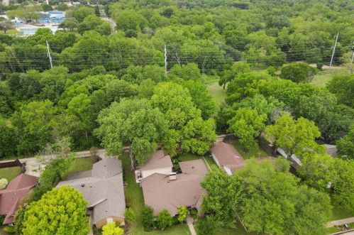 441 Country Vw Ln, Garland TX 75043-5612 exterior