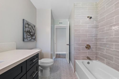 15541 Woodcrest Dr, Whittier CA  90604-3238 exterior