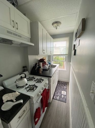 119 Division St, New Bedford MA 02744-1112 exterior