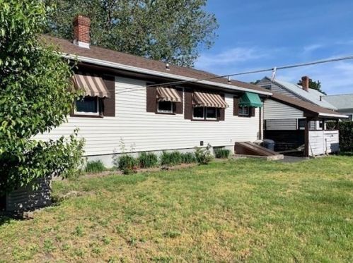 129 Seabury St, New Bedford MA 02745-5149 exterior