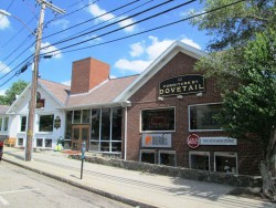 2282 Washington St, Newton, MA 02462-1440