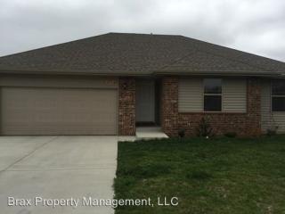 5626 Sugar Pine Dr, Springfield MO  65802-7813 exterior