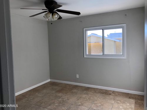 4036 76 Ave, Phoenix AZ 85033-1237 exterior