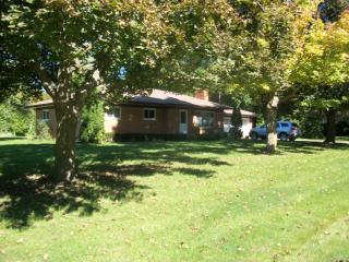 5096 Clara Dr, Saginaw MI  48638-6101 exterior