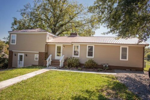 1113 Mccaslin Ave, Sweetwater TN  37874-1832 exterior