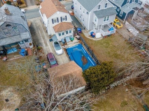 278 Palmer St, New Bedford MA 02740-2559 exterior