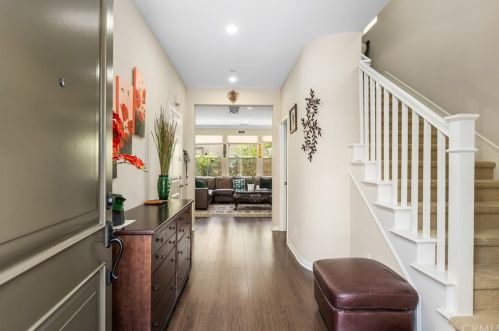 38 Larkfield, Irvine CA  92620-2140 exterior