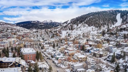 953 Park Ave, Park City UT 84060-5202 exterior