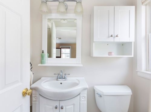 5 Cynthia Rd, Needham MA 02494-1462 exterior