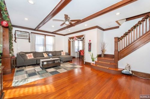 757 Chestnut St, Kearny NJ  07032-3704 exterior