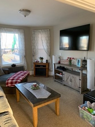 21 Cres St, Whitman MA 02382-2406 exterior