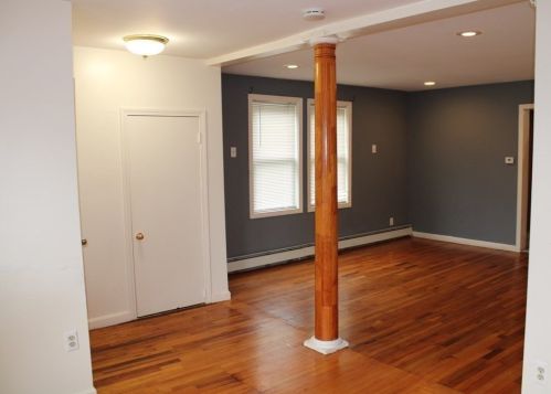 52 Kenneth St, Lawrence MA 01843-2717 exterior