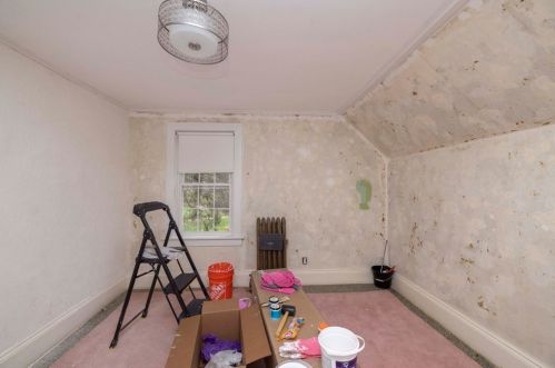 48 Waverly St, Taunton MA  02780-1447 exterior