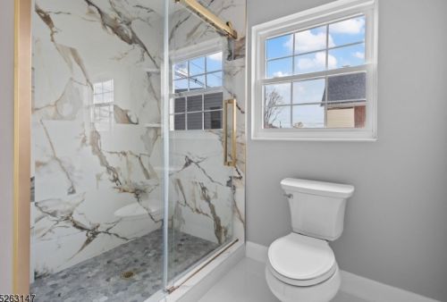 134 Un St, Carteret NJ 07008-3326 exterior