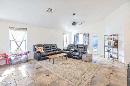 8002 26th St, Phoenix AZ  85042-7056 exterior