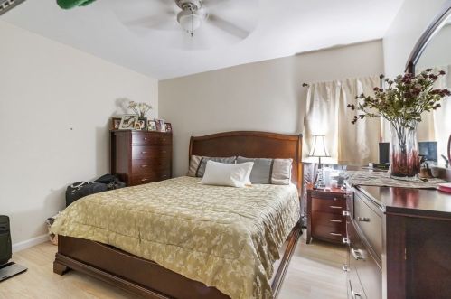 73 Merrifield St, Worcester MA 01605-3018 exterior