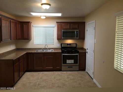 4115 18 Dr, Phoenix AZ 85007-2431 exterior