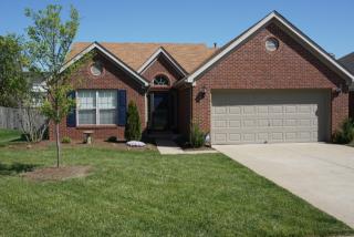 7229 Meadow Ridge Dr, Louisville, KY 40218-3780