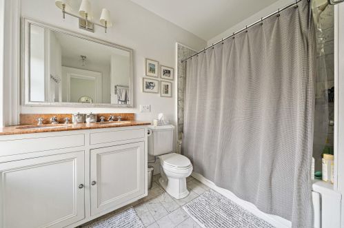 333 Brush Hl Rd, Milton MA 02186-1030 exterior