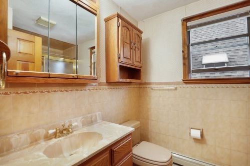 44 Florence St, Everett MA 02149-4841 exterior