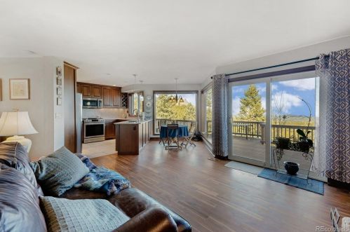 10438 Christopher Dr, Conifer CO 80433-8820 exterior