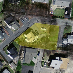 40 Alden Pl, Newton MA  02465-1529 aerial view