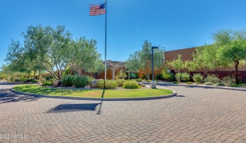 21845 39 St, Phoenix AZ 85018-7130 exterior