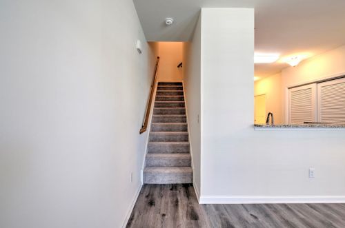 20 Kyle Dr, Tinton Falls NJ  07712-7536 exterior