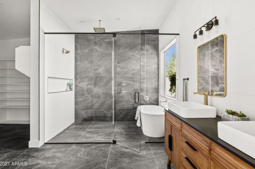 533 Belmont Ave, Phoenix AZ 85051-6766 exterior