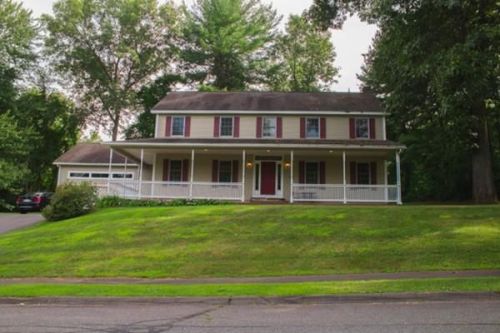 175 Cherry Ln, Amherst MA  01002-4401 exterior