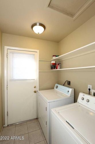 3763 Crocus Dr, Phoenix AZ 85032-5420 exterior