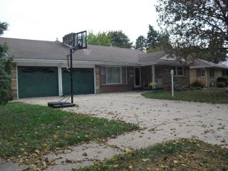 2422 Mershon St, Saginaw MI  48602-5261 exterior