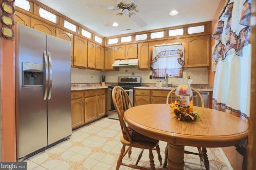 155 Lakebridge Dr, West Deptford NJ 08096-6717 exterior