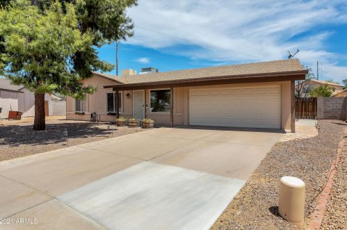 18433 30th St, Phoenix, AZ 85032-1155