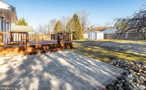 7 Nassau Ave, West Deptford NJ 08066-1120 exterior