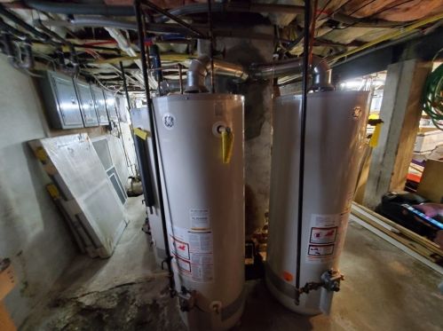 8 Ipswich St, Seekonk MA 02771 exterior