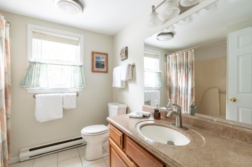 49 Toms Way, Chatham MA 02633-1056 exterior