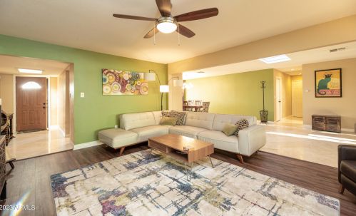 8153 1st Ave, Phoenix AZ 85003-2607 exterior