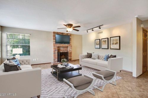 229 Anderson Ave, Phoenix AZ  85022-2321 exterior