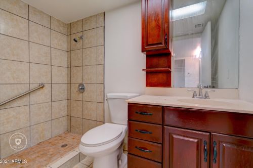 18042 42nd St, Phoenix AZ 85032-2267 exterior