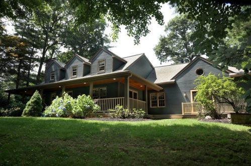 45 Trebors Way, East Bridgewater, MA 02324-2386