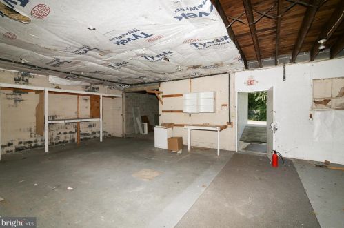 665 Broad St, West Deptford NJ 08096-1055 exterior