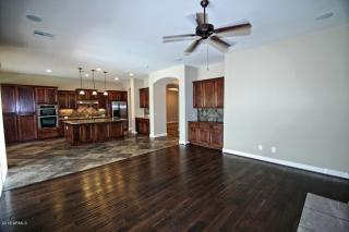 32208 17th Dr, Phoenix, AZ 85085-8070