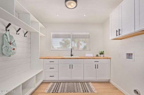 11826 38th Pl, Phoenix AZ  85028-1448 exterior